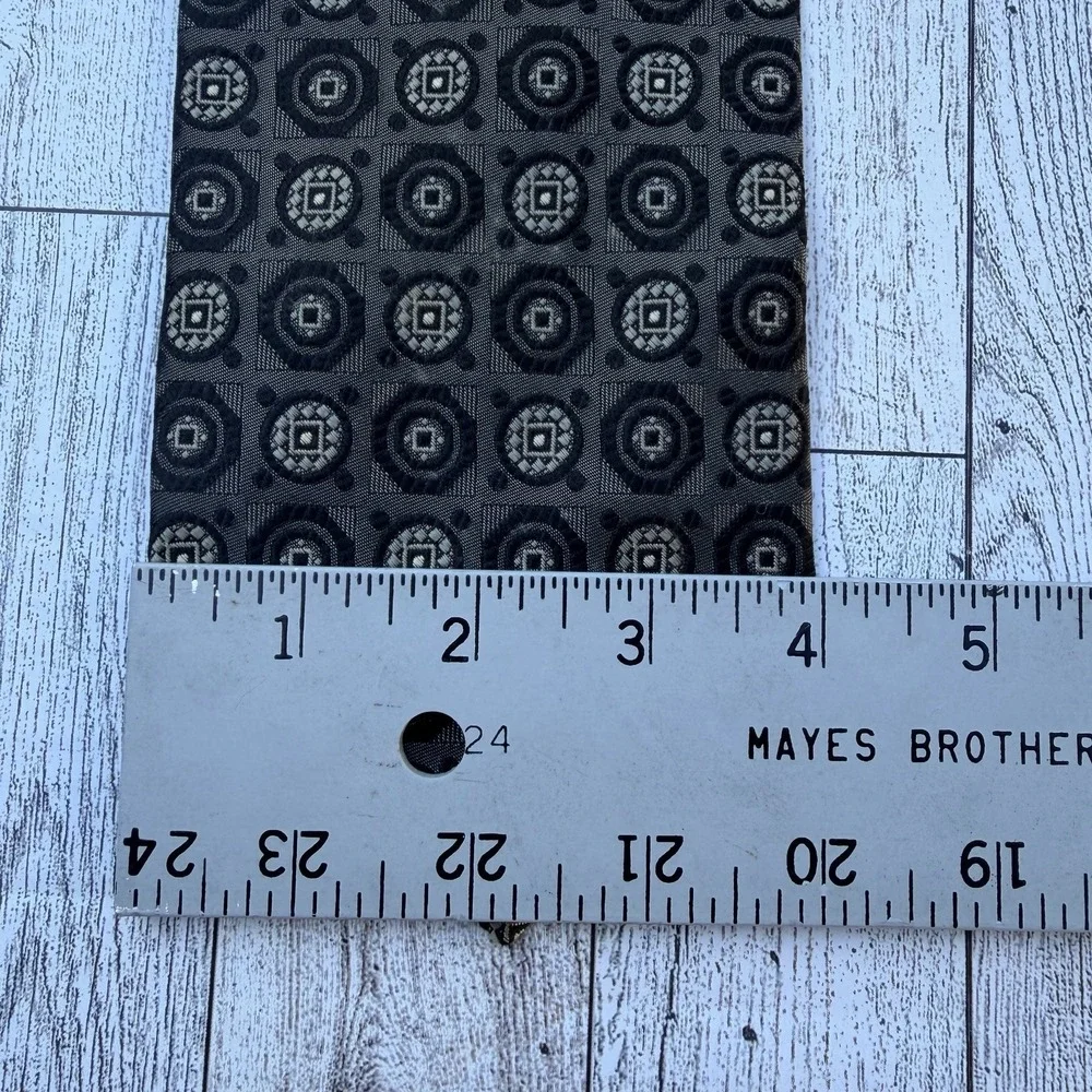 Robert Talbott Tie EXTRA LONG Best of Class Gray Geometric Floral Stylish Sharp - Picture 10 of 10